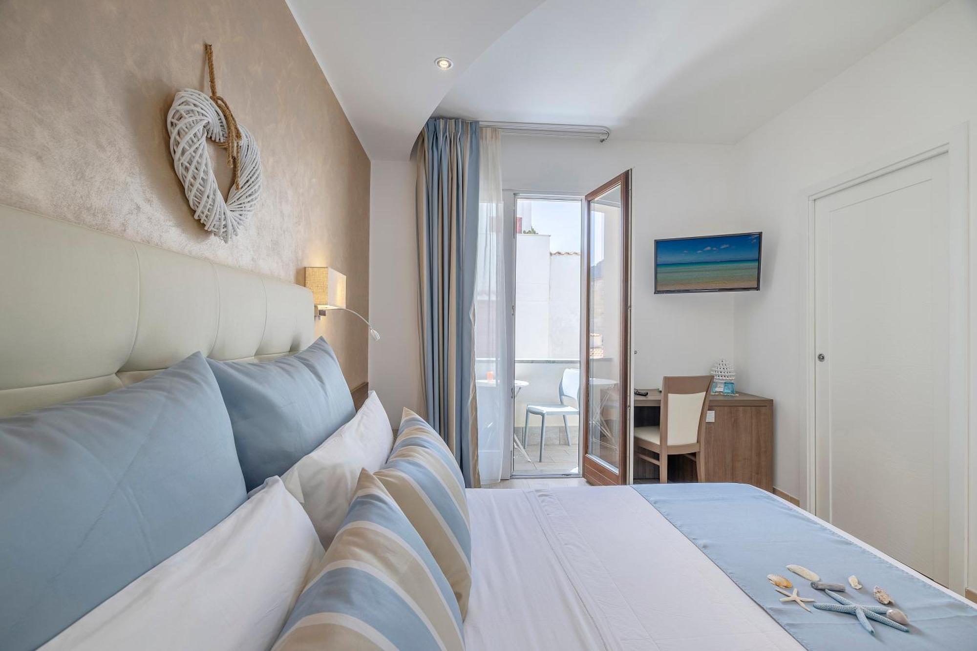 Soffio D'estate Hotel 3*